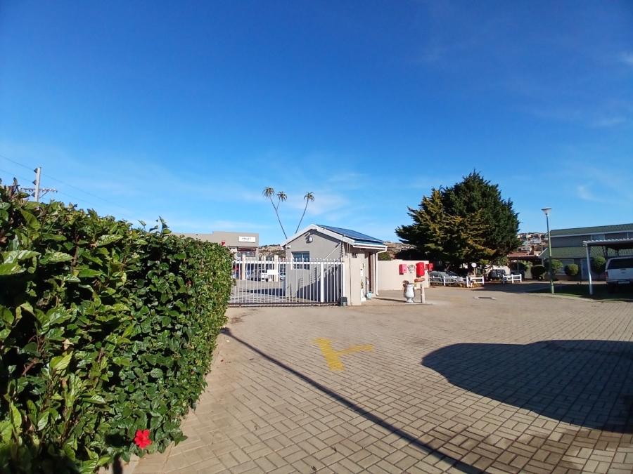 2 Bedroom Property for Sale in Hartenbos Central Western Cape